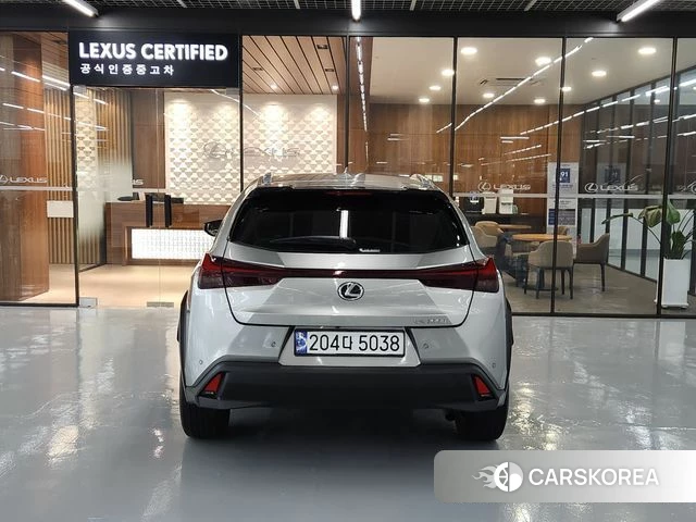 Lexus UX300h id 4617758 из Кореи 13