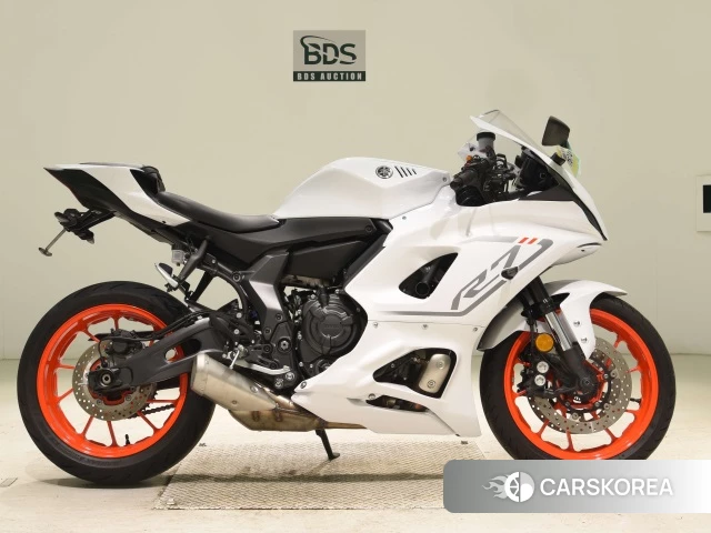 Yamaha YZF-R7 2023 из Японии, фото 2