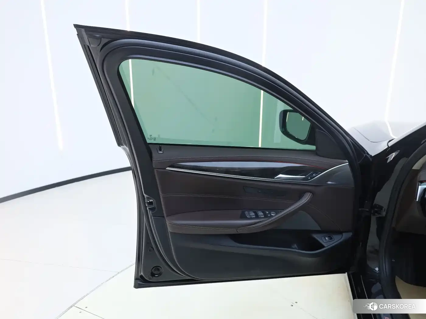 BMW 5 series id 4600984 из Китая 22