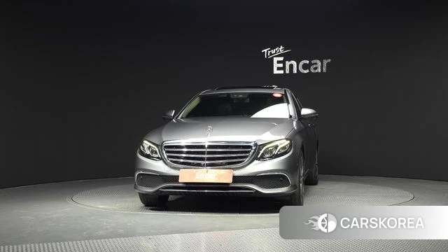 Mercedes-Benz E-Class W213 id 4295241 из Кореи 23