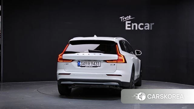 Volvo V60 Cross-Country 2nd Generation id 4853522 из Кореи 23