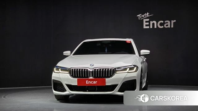 BMW 5 Series (G30) id 4395181 из Кореи 13