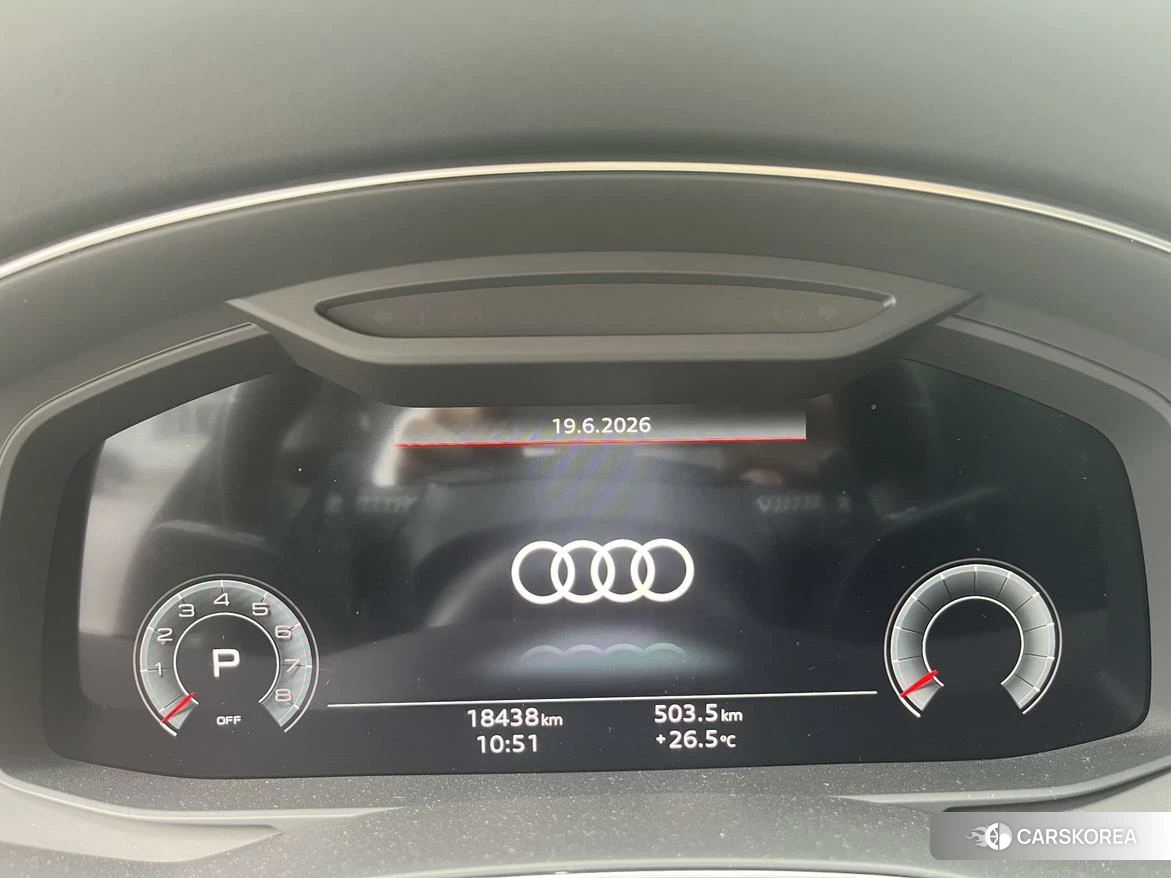 Audi A7L id 4479352 из Китая 10