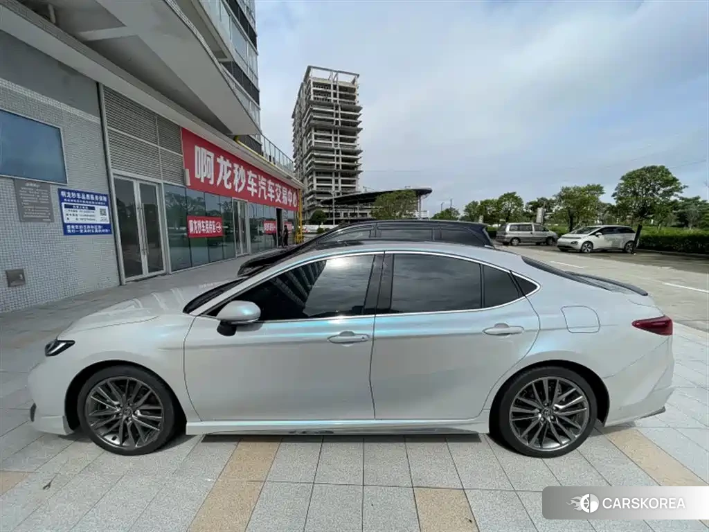 Toyota Camry 2026 Silver/gray из Китая, фото 3