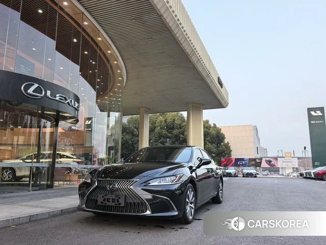 Lexus ES id 4279029 из Китая 10