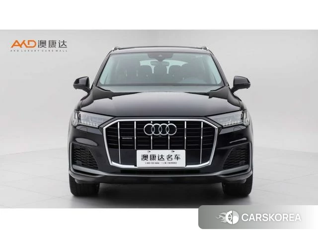 Audi Q7 2021 Черный из Китая, фото 4