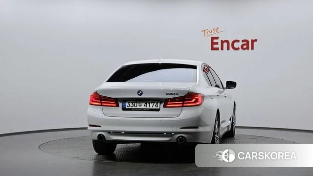 BMW 5 Series (G30) id 4245175 из Кореи 23