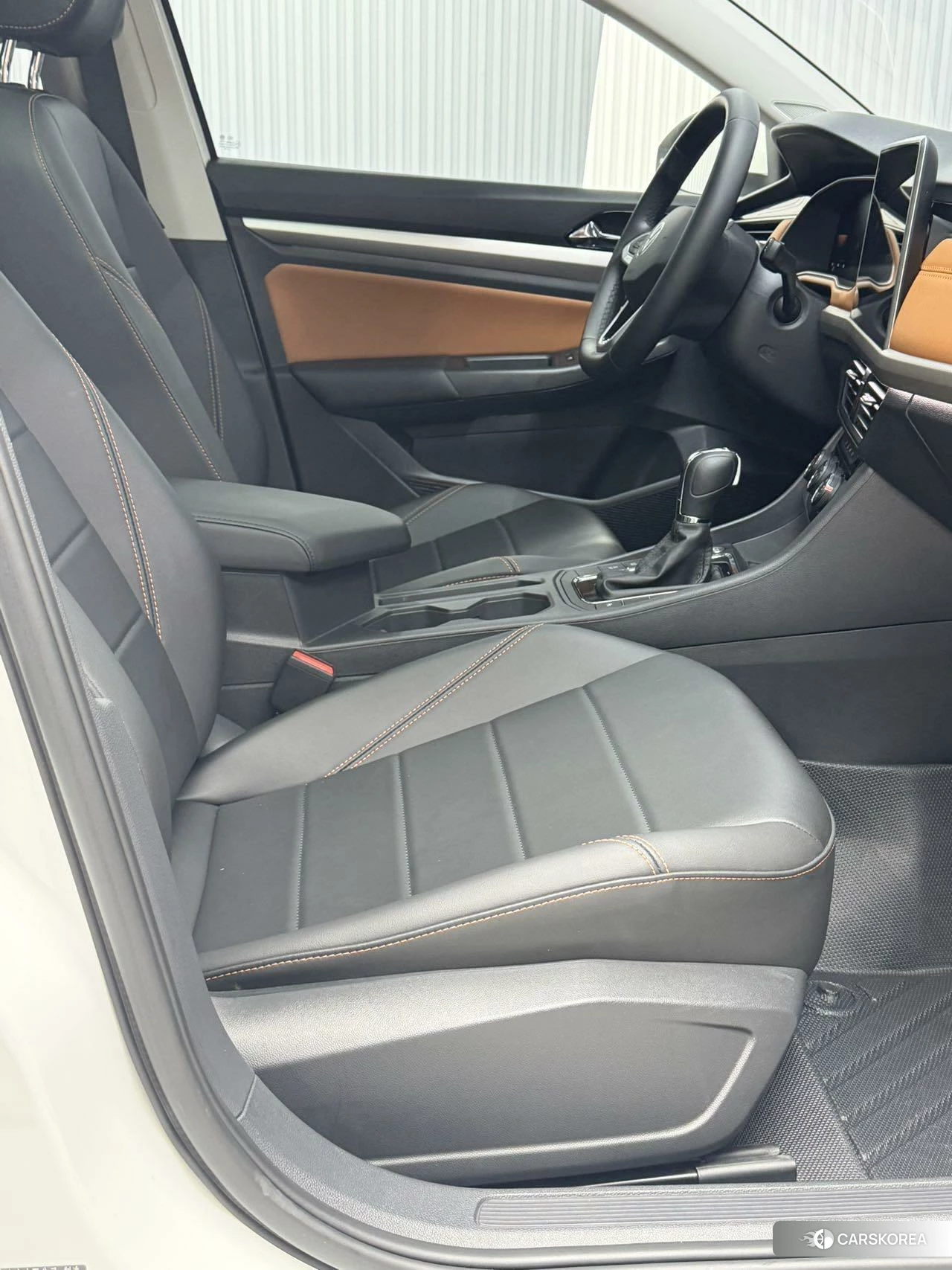 Volkswagen Bora id 4461498 из Китая 16