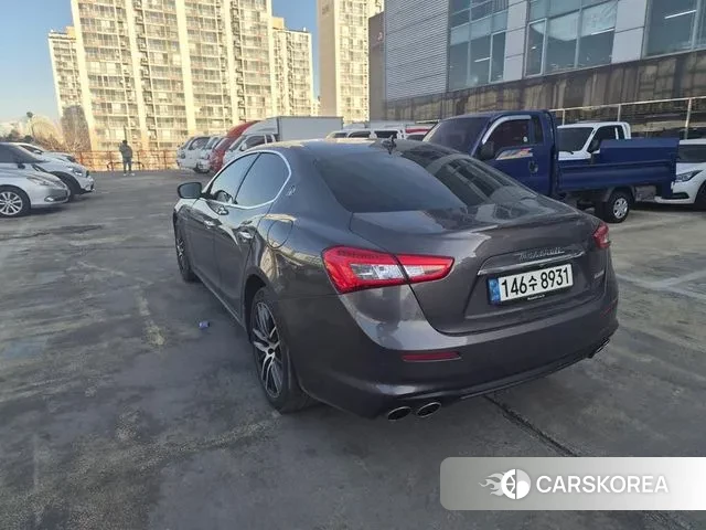 Maserati Ghibli id 3611908 из Кореи 12