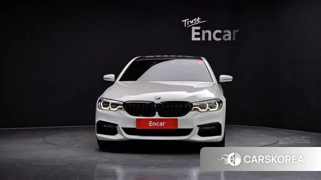 BMW 5 Series (G30) id 3023806 из Кореи 13