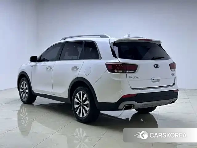 Kia KX7 id 4686144 из Китая 11