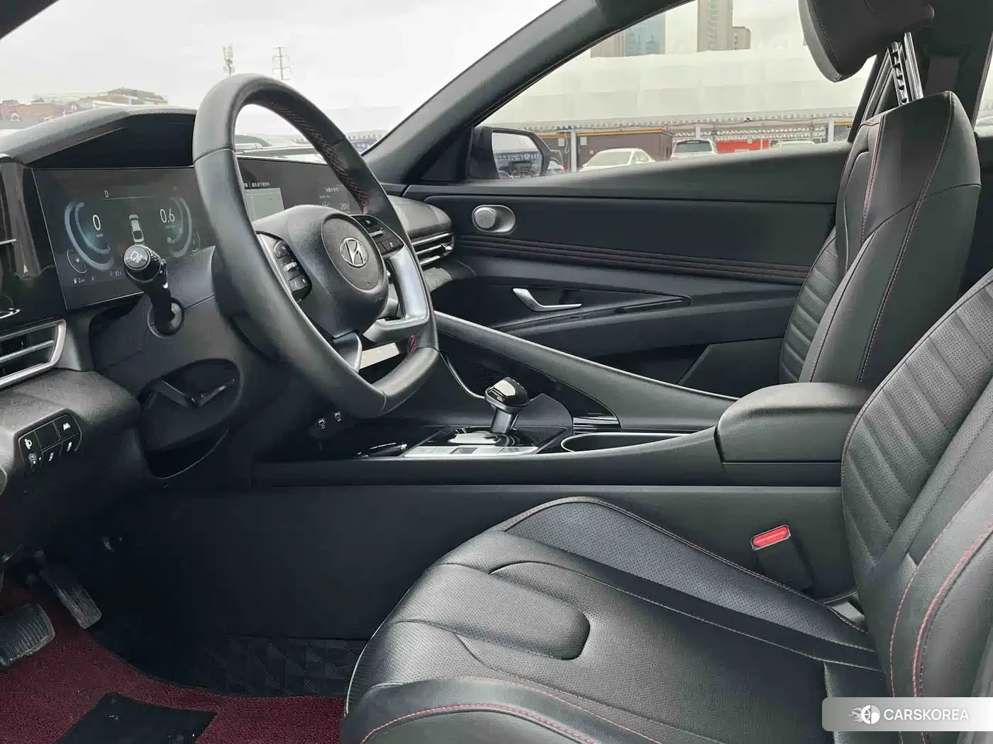 Hyundai Elantra 2023 Белый из Китая, фото 3