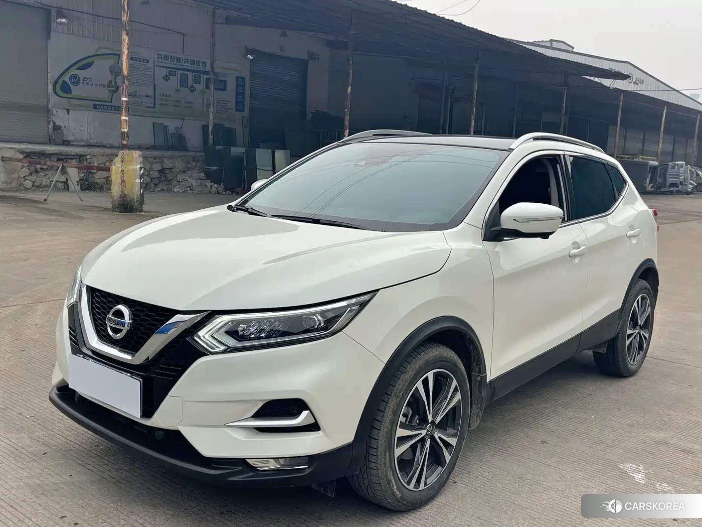 Nissan Qashqai 2022 Белый из Китая, фото 3