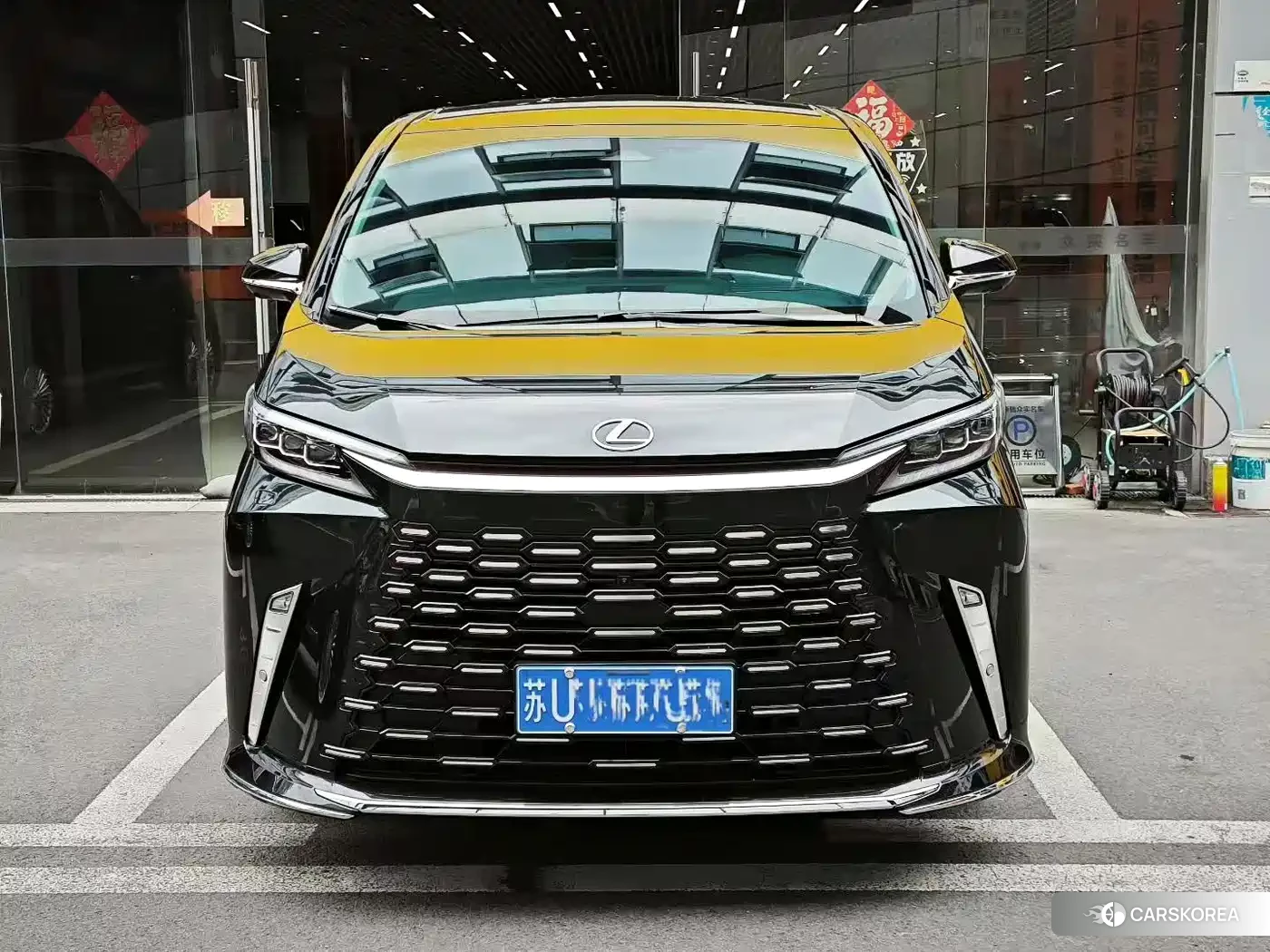 Lexus LM 2024 Черный из Китая, фото 6