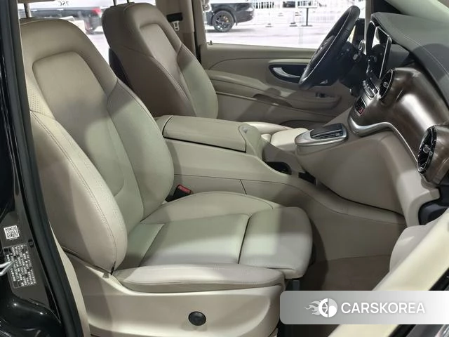 Mercedes-Benz V-class id 4264969 из Китая 22