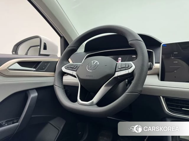 Volkswagen Tuyue id 3920831 из Китая 21
