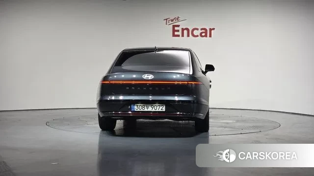 Hyundai Grandeur (GN7) id 3027083 из Кореи 13