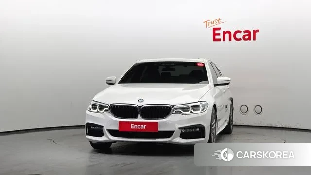 BMW 5 Series (G30) id 3198769 из Кореи 13