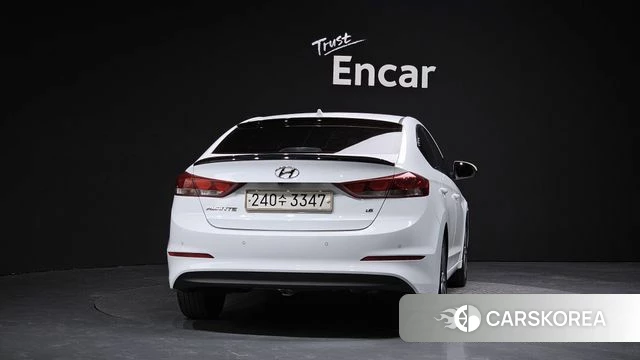 Hyundai Avante AD id 3861702 из Кореи 13