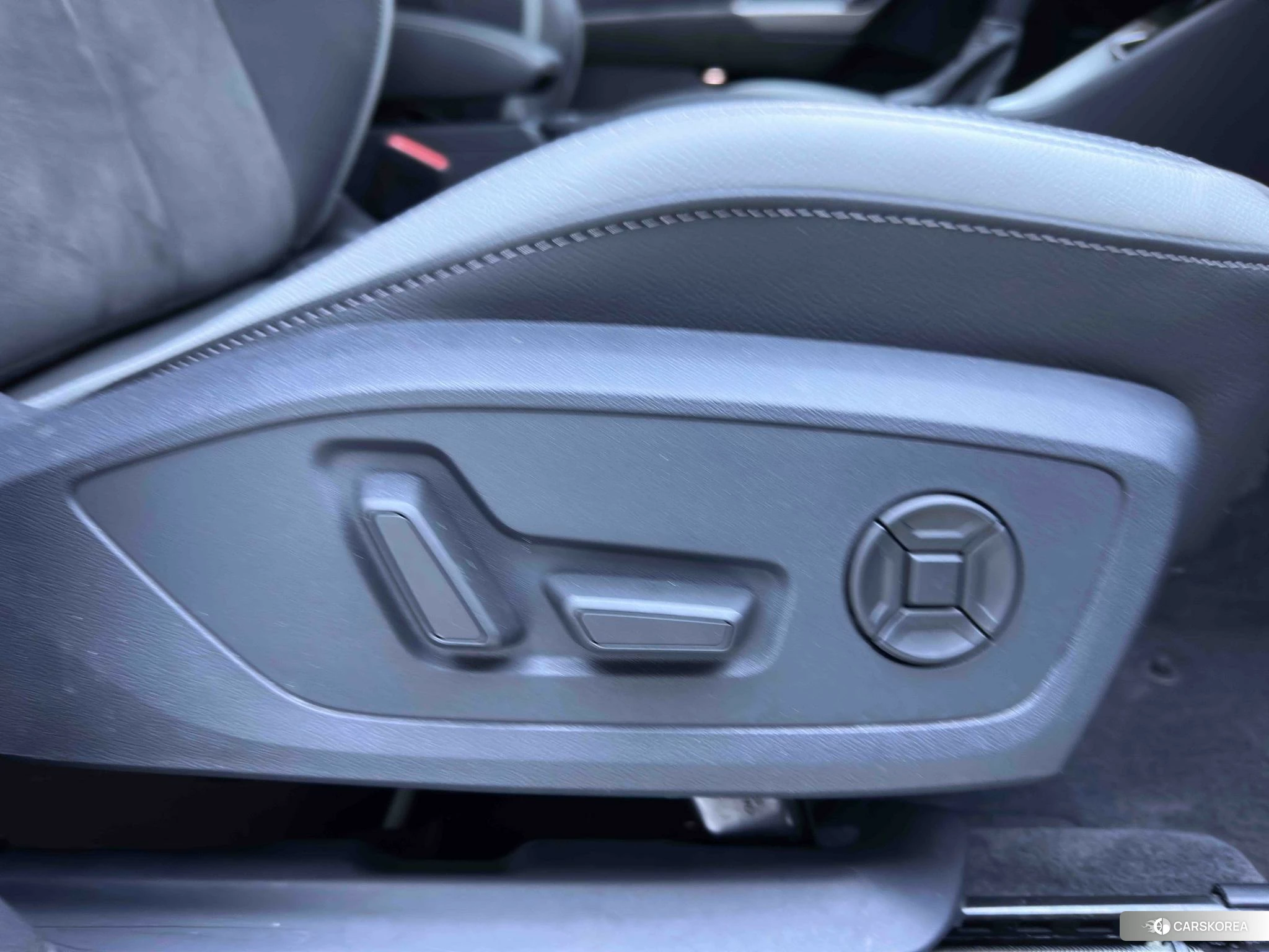 Audi Q3 id 4461488 из Китая 16