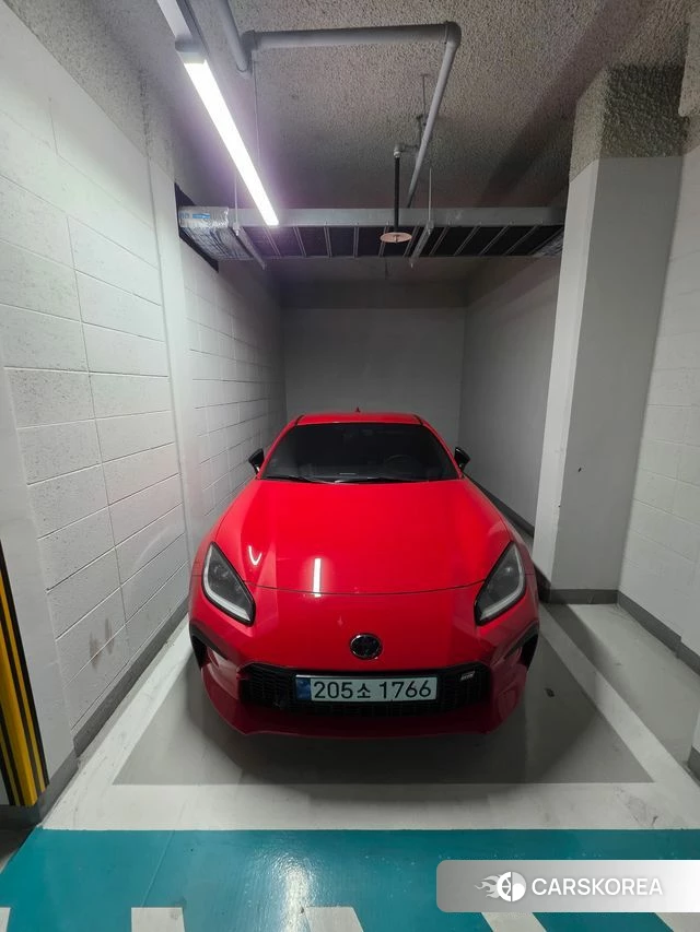Toyota GR86 2023 Красный из Кореи, фото 3