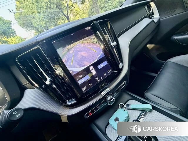 Volvo XC60 2020 Белый из Китая, фото 4