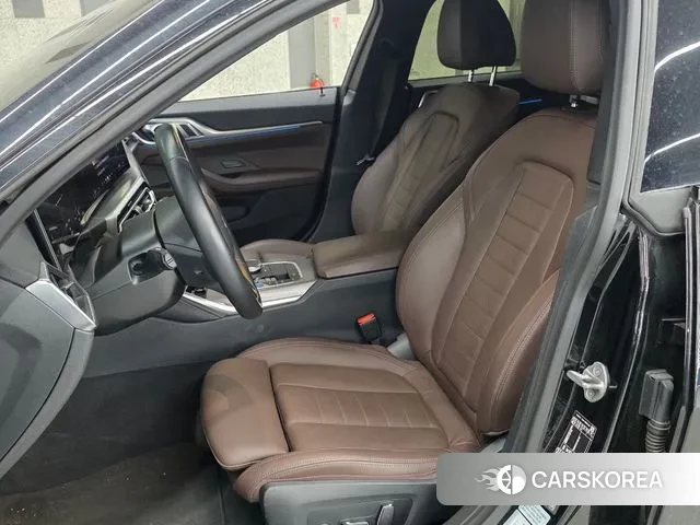 BMW i4 2024 Черный из Кореи, фото 3