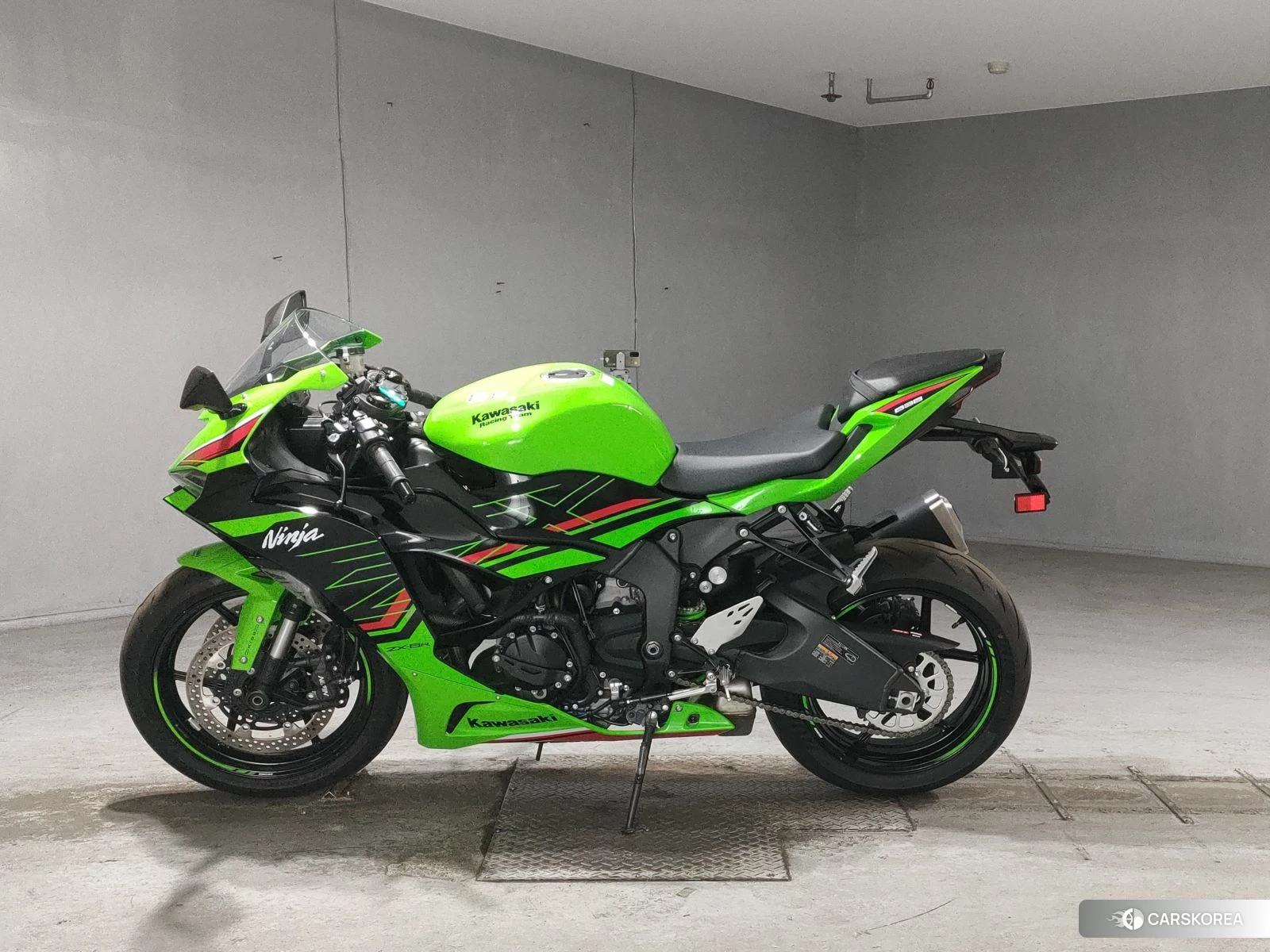 Проданный Kawasaki ZX-6R NINJA 2024 из Японии, фото 3