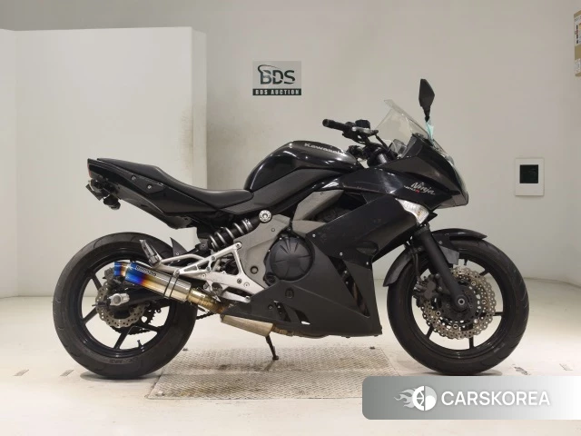 Проданный Kawasaki NINJA 400R 2010 из Японии, фото 2