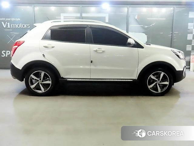 Ssangyong New Style Korando C id 3845468 из Кореи 13