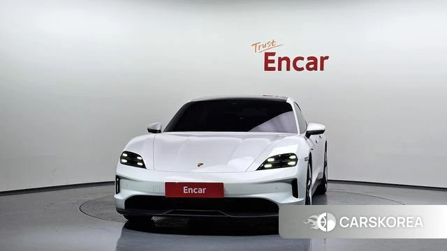 Porsche Taycan id 4400476 из Кореи 13