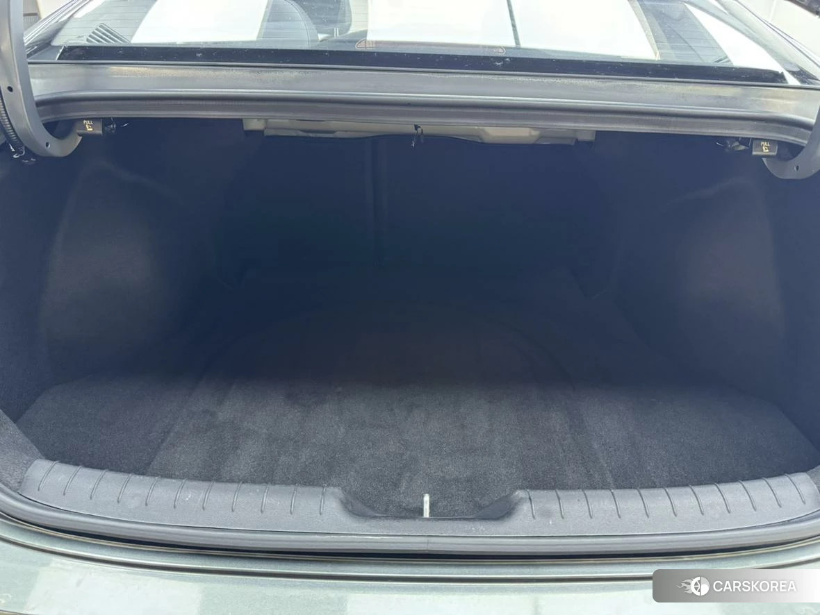 Hyundai Elantra id 4406036 из Китая 18
