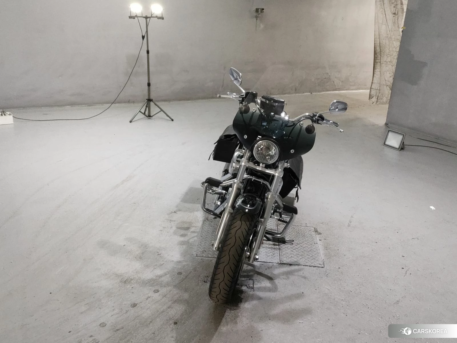 Проданный Harley-Davidson Sportster XL1200C 2015 из Японии, фото 4