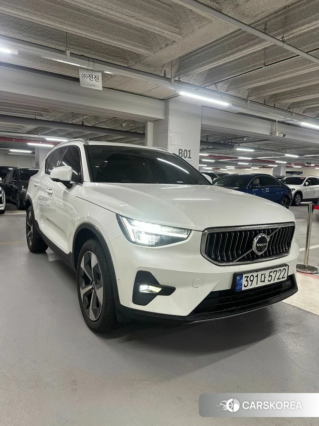 Volvo XC40 id 3891683 из Кореи 9