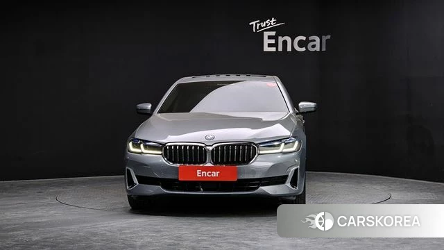 BMW 5 Series (G30) id 4186623 из Кореи 23