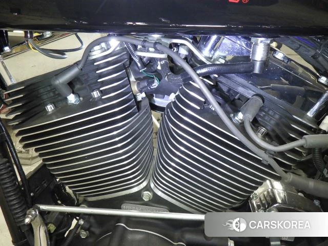 Engine photo