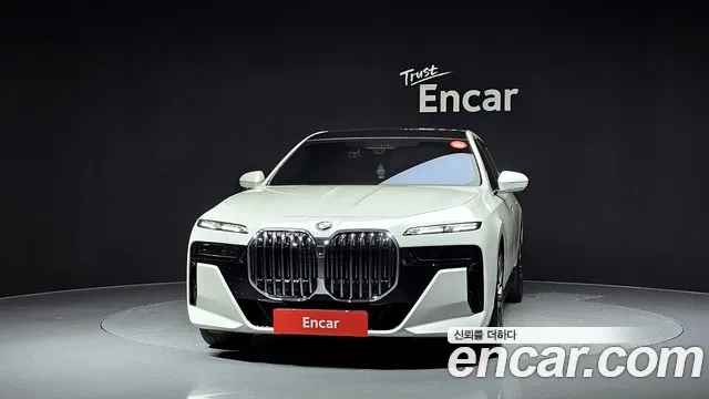 BMW 7 Series (G70) id 2953808 из Кореи 13