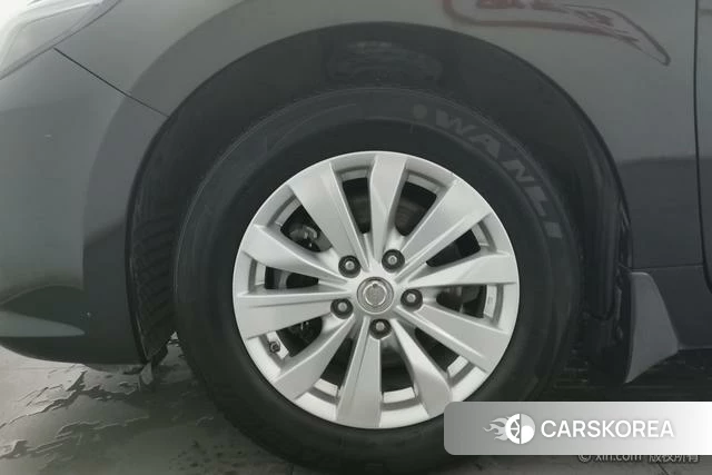 Nissan Teana id 4210217 из Китая 17