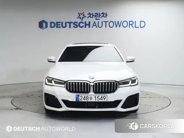 BMW 5 Series (G30) id 3676751 из Кореи 13