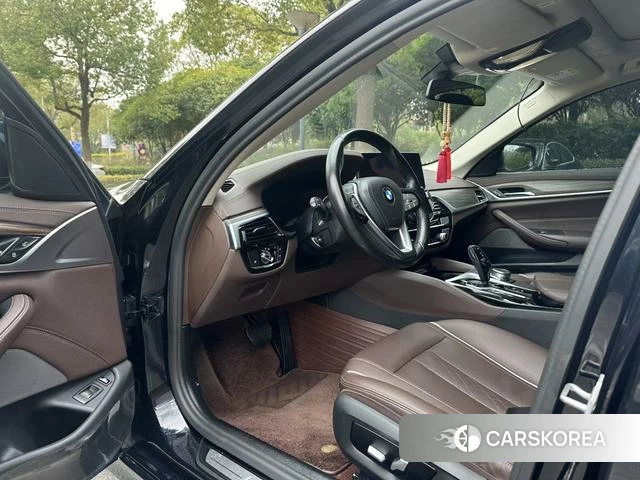 BMW 5 series PHEV id 4236770 из Китая 10