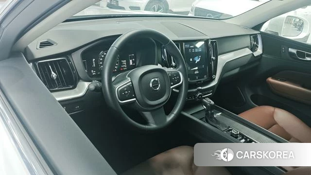 Volvo XC60 2018 Белый из Китая, фото 4