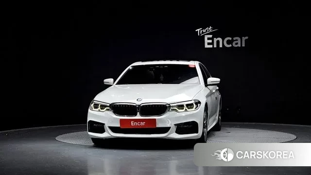 BMW 5 Series (G30) id 3045032 из Кореи 13