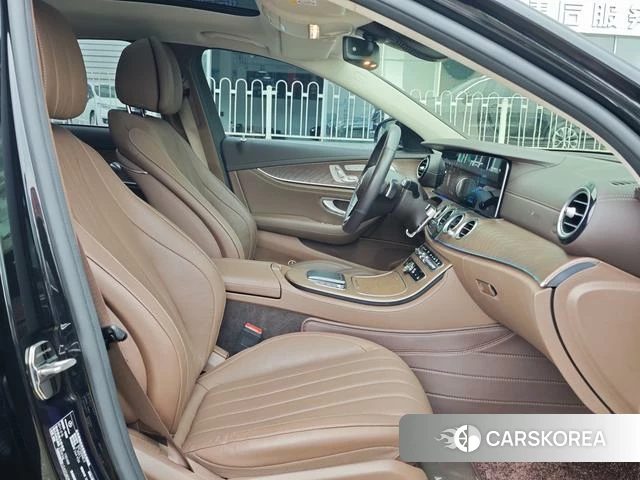 Mercedes-Benz E-class id 4301662 из Китая 11
