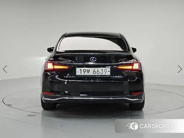 Lexus ES300h 7th generation 2019 Черный из Кореи, фото 3