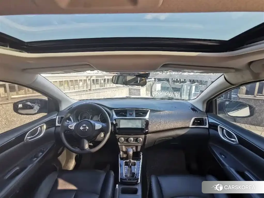 Nissan Sylphy 2023 Белый из Китая, фото 3