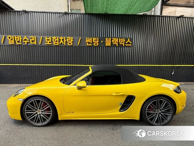 Porsche 718 Boxster 2019 Желтый из Кореи, фото 5