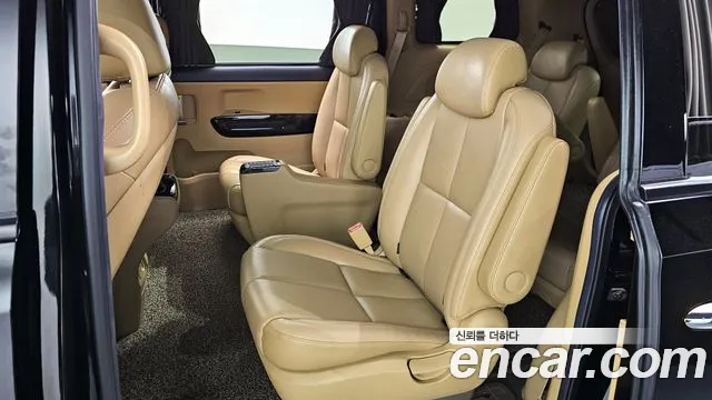 Kia The New Carnival id 2634535 из Кореи 13