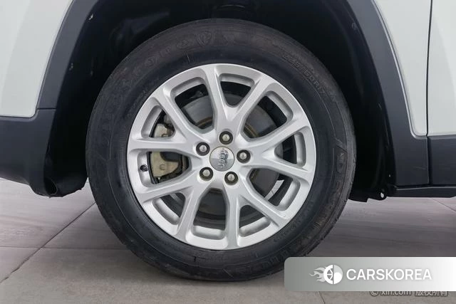 Jeep Free light id 4212522 из Китая 17