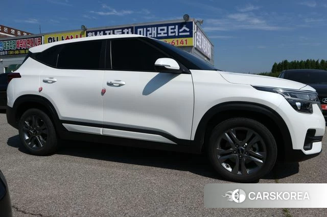 Kia Seltos id 4429101 из Кореи 13