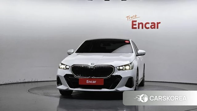 BMW 5 Series (G60) id 4778226 из Кореи 13